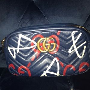 GG Marmont Cross Body